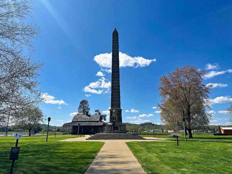 Quiet Charm for History Buffs and Families Alike Quiet Charm for History Buffs and Families Alike