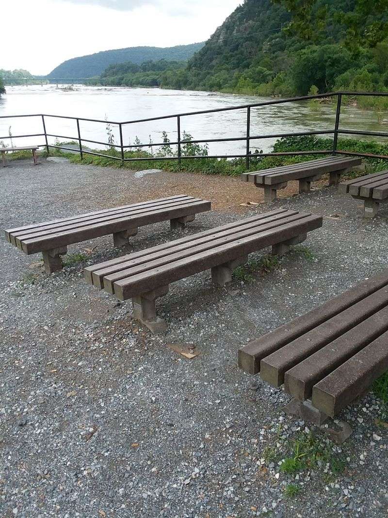 Quiet Moments for Reflective Souls