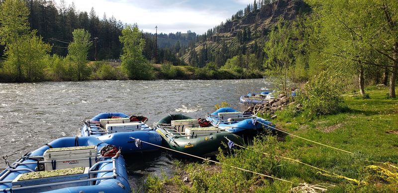 Rafters And Kayakers Get A Front Row Seat To The Canyon