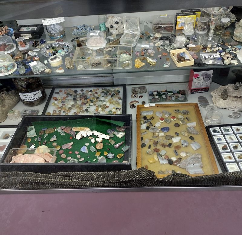 Raw and Cut Crystals in Every Color Raw and Cut Crystals in Every Color