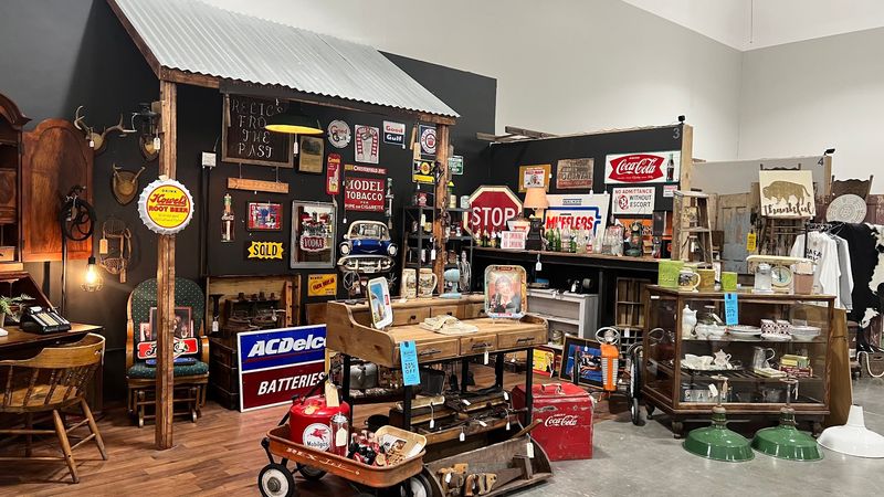 Records, Robots, And Rusty Signs All Get Their Moment