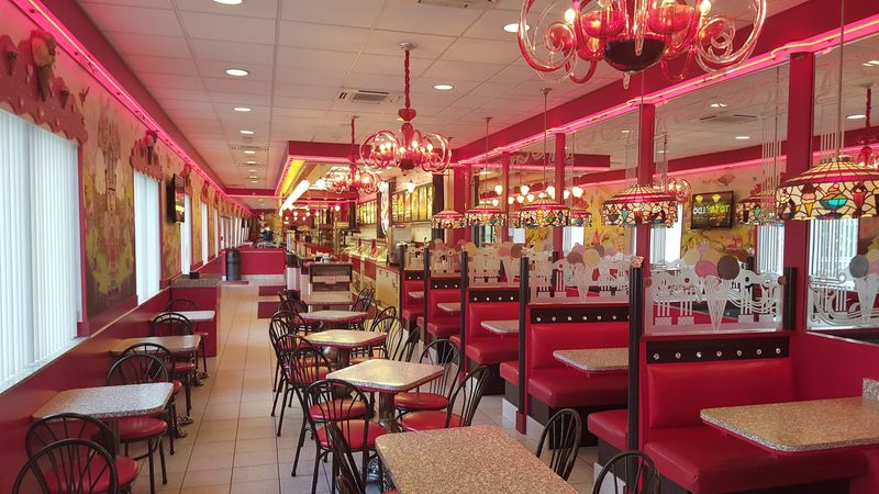 Red Booths and Sundaes in the Old-Fashioned Parlor Red Booths and Sundaes in the Old-Fashioned Parlor