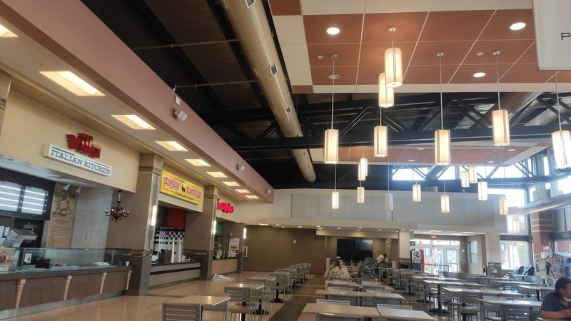 Refuel Between Stores At The Food Court
