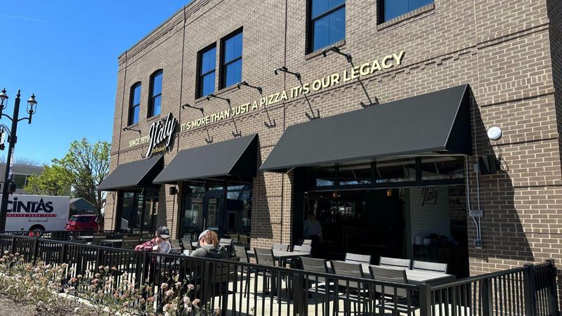 Roll-Up Patio Doors Turn Nice Weather Into Dinner Plans Roll-Up Patio Doors Turn Nice Weather Into Dinner Plans
