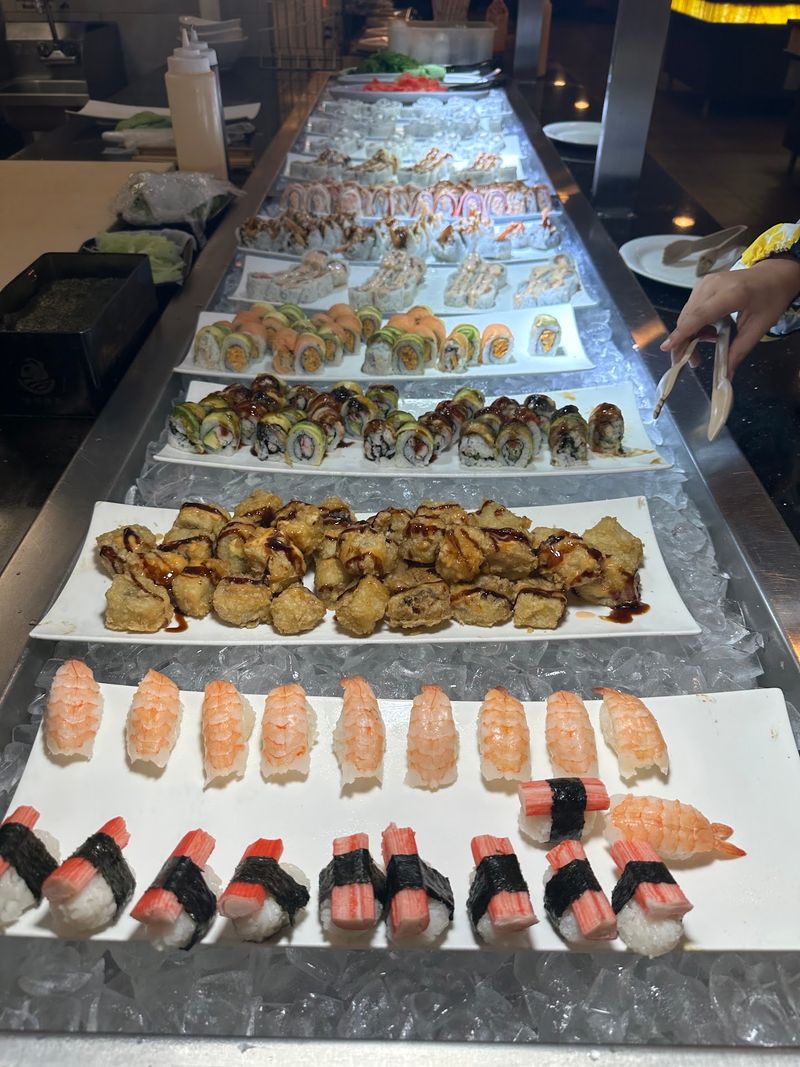 Rolls Made Right Before Your Eyes Rolls Made Right Before Your Eyes