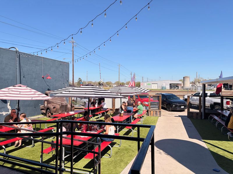 Room for the Whole Crew, Plus the Patio