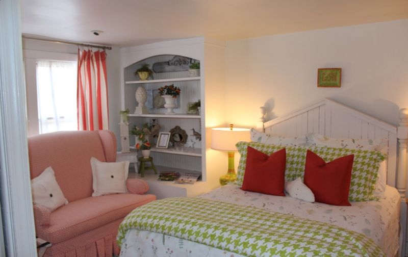 Rooms With Bright Personalities