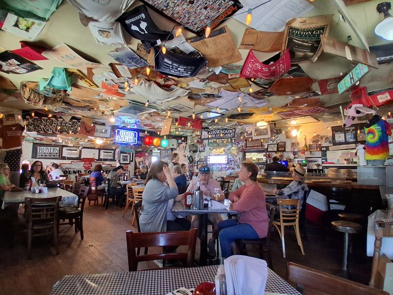 Royers Round Top Café