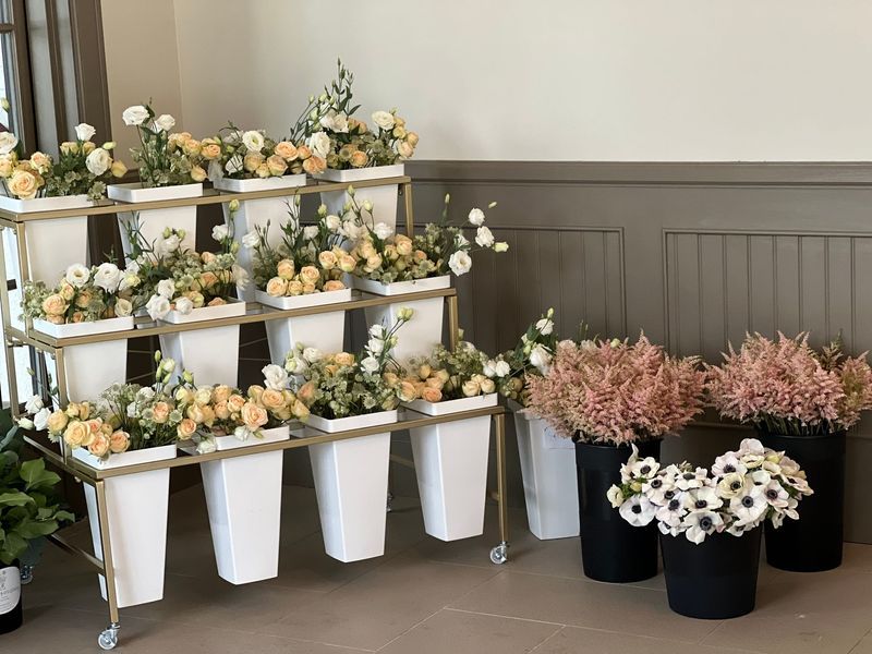 Savvy Bouquets