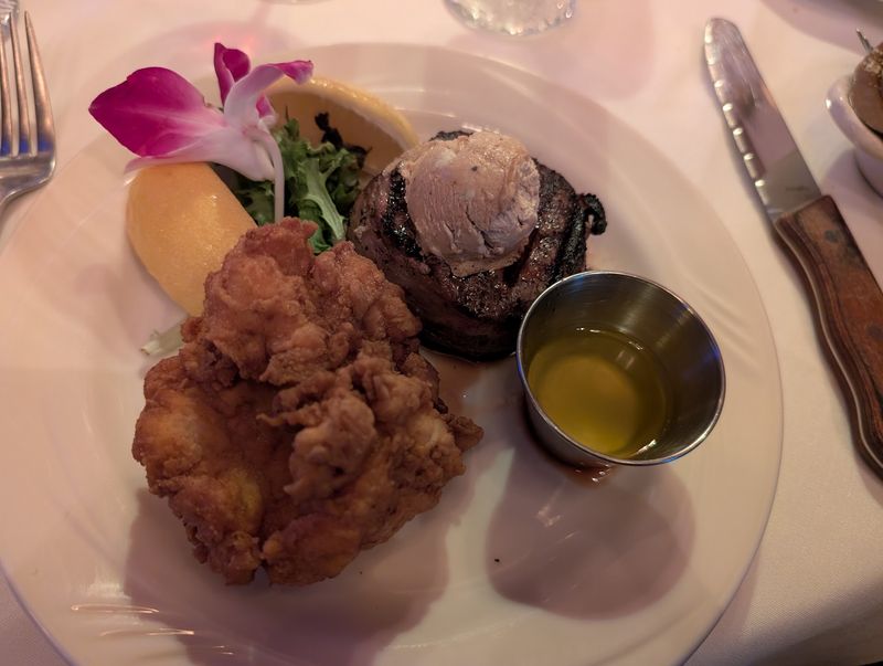 Seafood Fans Won't Feel Left Out For One Second Seafood Fans Won't Feel Left Out For One Second