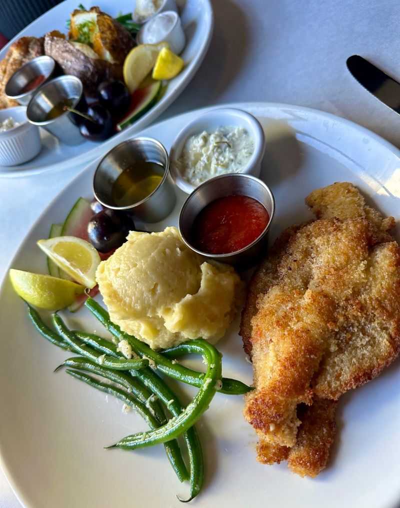 Seafood Lovers Get Their Own Reasons To Show Up