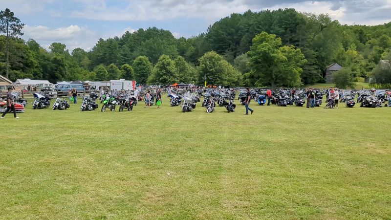 Seasonal Festivals, Craft Fairs, and Car Shows Seasonal Festivals, Craft Fairs, and Car Shows