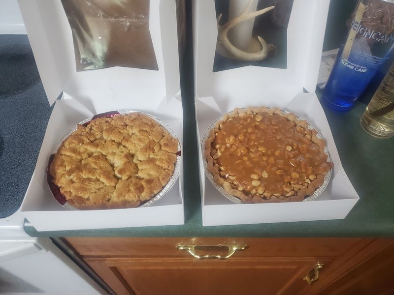 Seasonal Fruit Pies Straight From the Farm Seasonal Fruit Pies Straight From the Farm