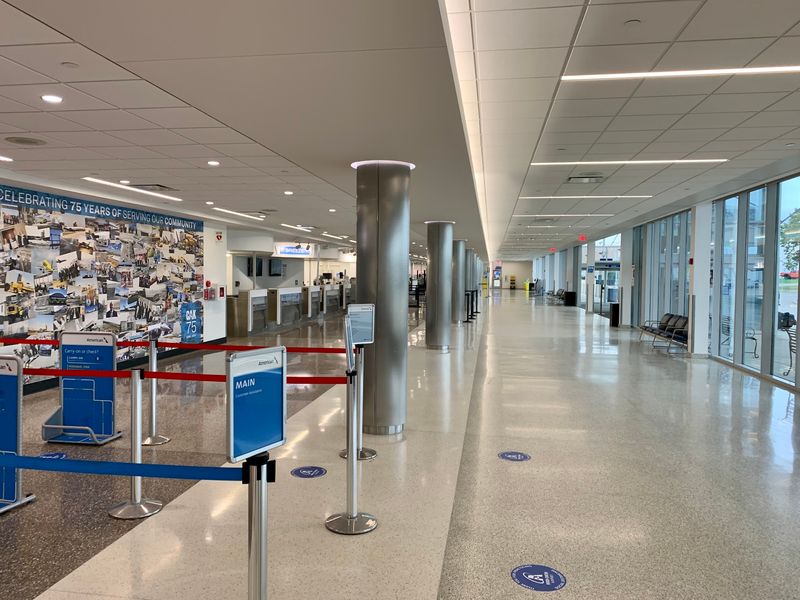 Security Lines That Barely Exist