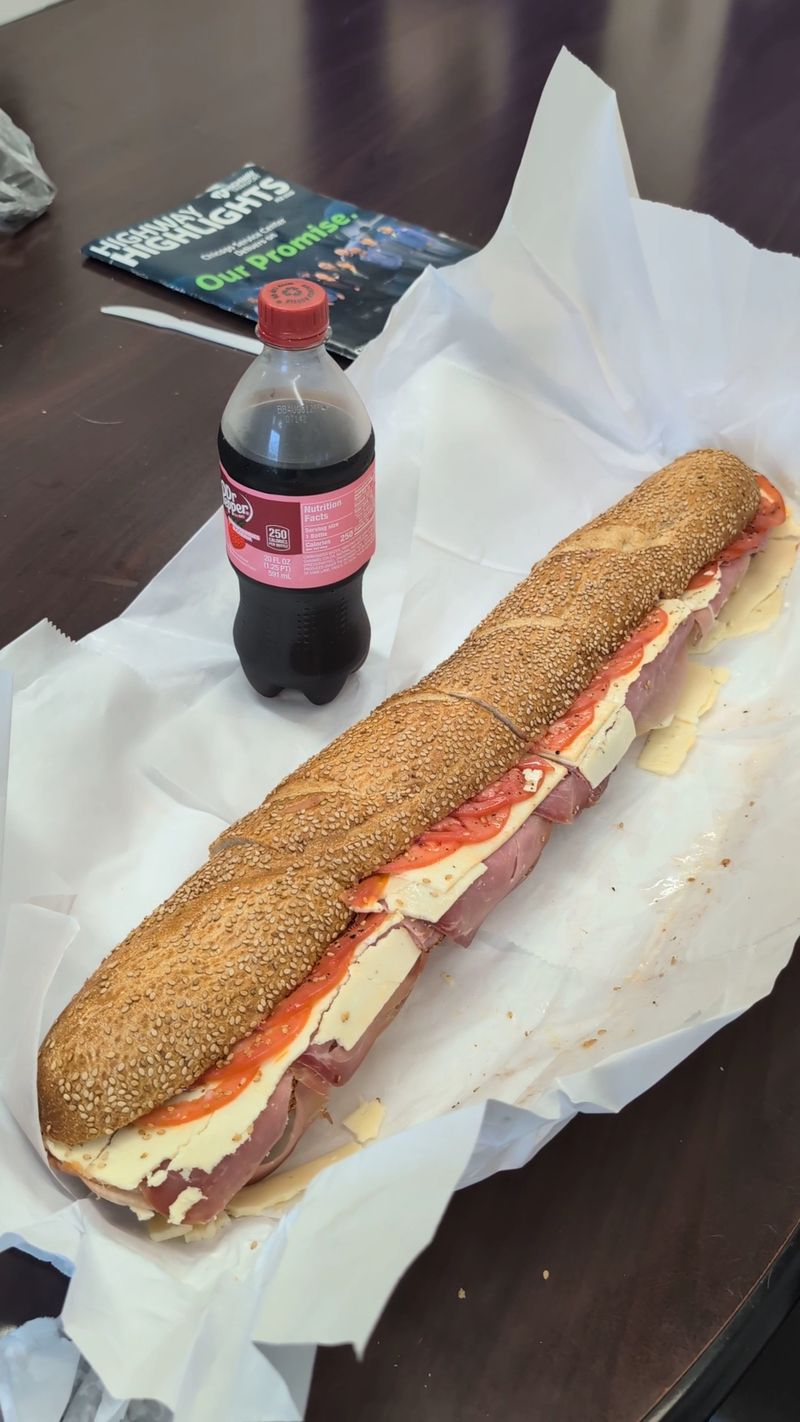 Sharp Provolone Is the Quiet Hero Here Sharp Provolone Is the Quiet Hero Here