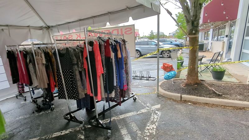 Sidewalk Sales Bring the Chaos Sidewalk Sales Bring the Chaos