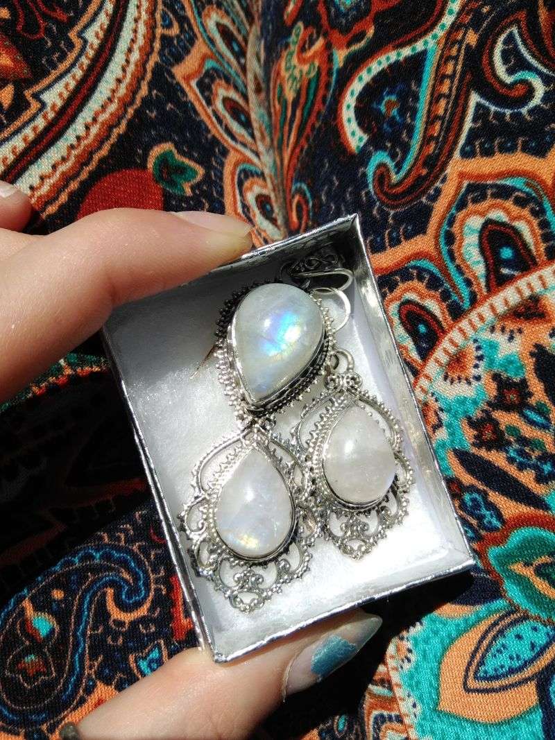 Silver Sparkle Is Waiting in the Jewelry Cases Silver Sparkle Is Waiting in the Jewelry Cases