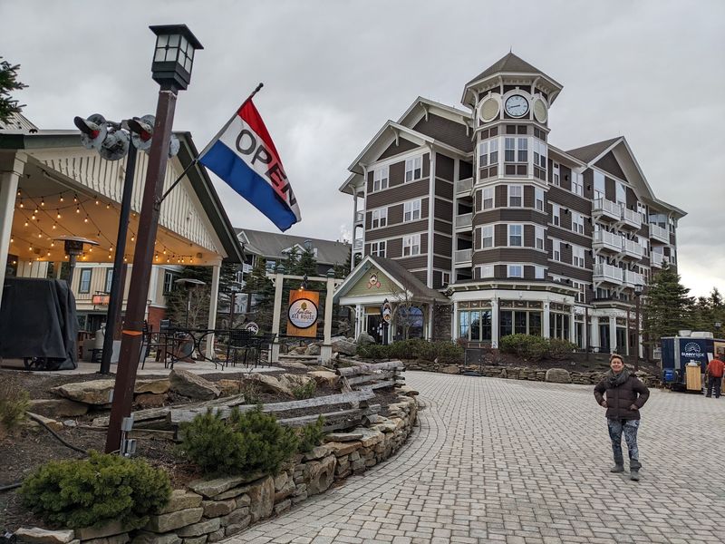 Snowshoe Mountain Lodge, Snowshoe, WV Snowshoe Mountain Lodge, Snowshoe, WV