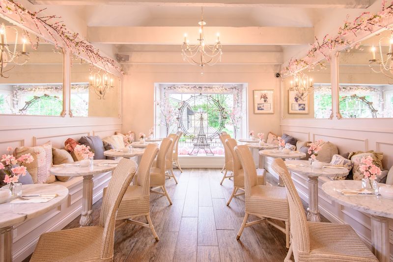 Somebody Turned A Fixer-Upper Into A Fairytale Somebody Turned A Fixer-Upper Into A Fairytale