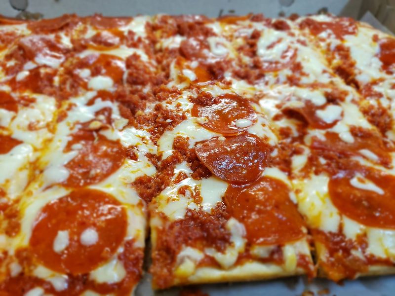 Square Slices Are The House Language Here Square Slices Are The House Language Here