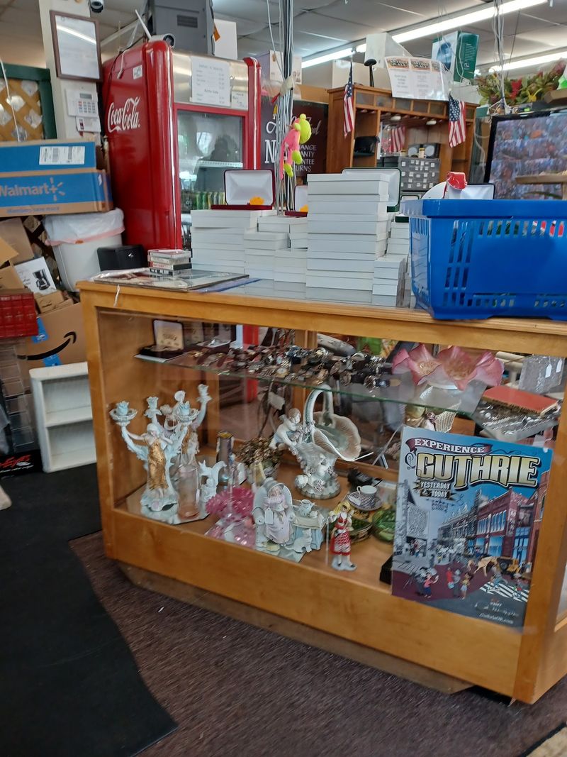 Star Trek Figures and Pop Culture Finds