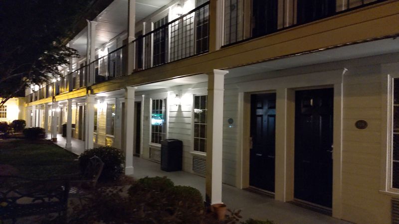 Staying the Night at a Plantation-Style Inn