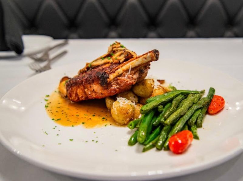 Steakhouse Plates And Italian Classics Share The Spotlight Steakhouse Plates And Italian Classics Share The Spotlight