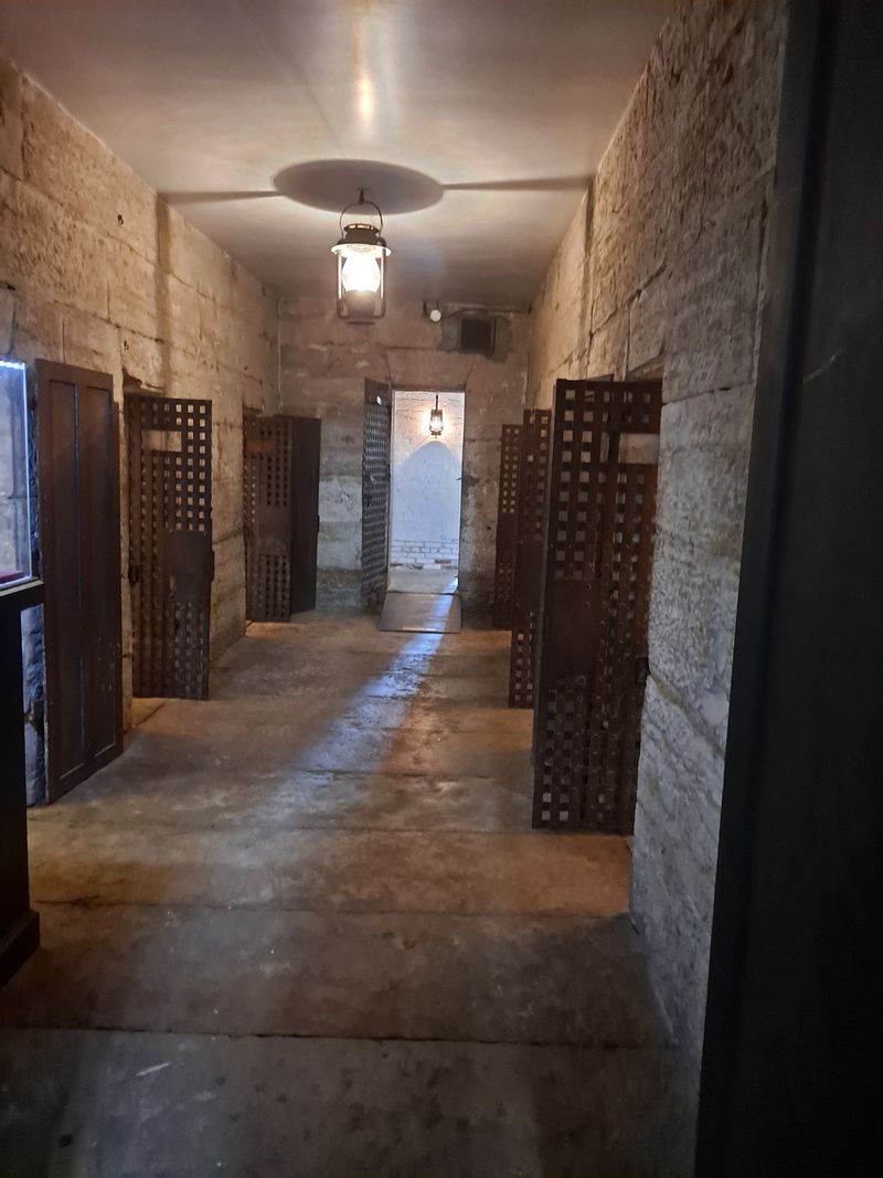 Stone Walls That Mean Business Stone Walls That Mean Business