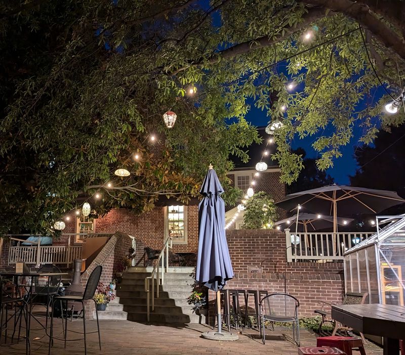 String Lights and Open Sky Make Summer Evenings Easy String Lights and Open Sky Make Summer Evenings Easy