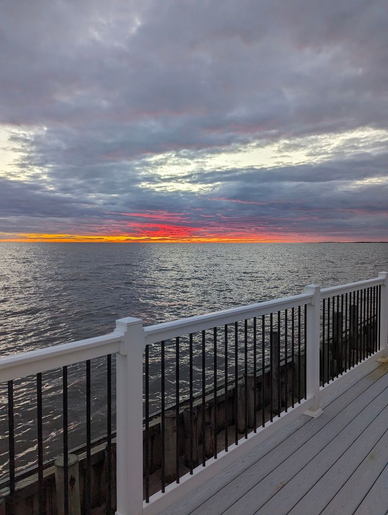 Sunsets That Steal the Show Sunsets That Steal the Show