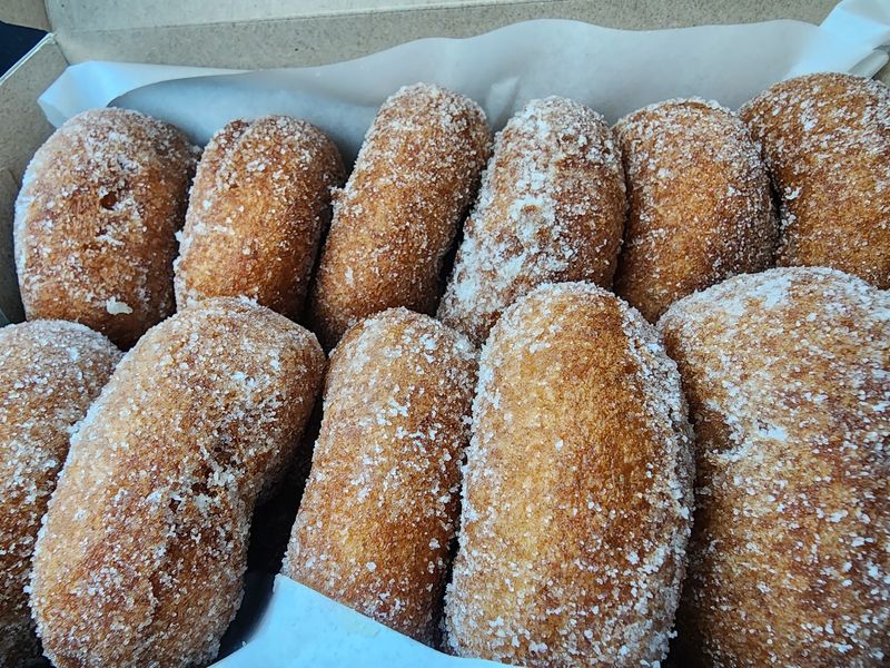 The Apple Doughnut Is the Reason You Hit the Brakes The Apple Doughnut Is the Reason You Hit the Brakes