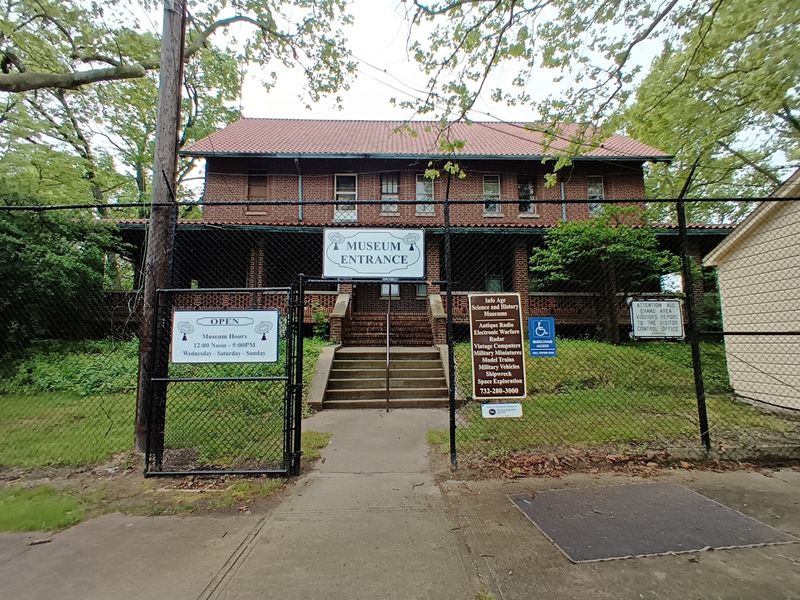 The Building That Started Out Listening To The Atlantic