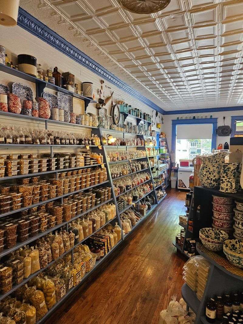 The Cheese 'n' More Store