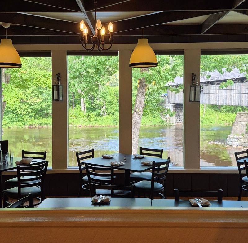 The Covered Bridge Farm Table, Campton, New Hampshire
