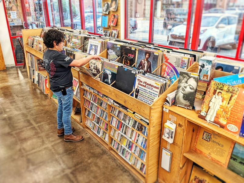 The Secondhand Idea Behind the Shelves The Secondhand Idea Behind the Shelves
