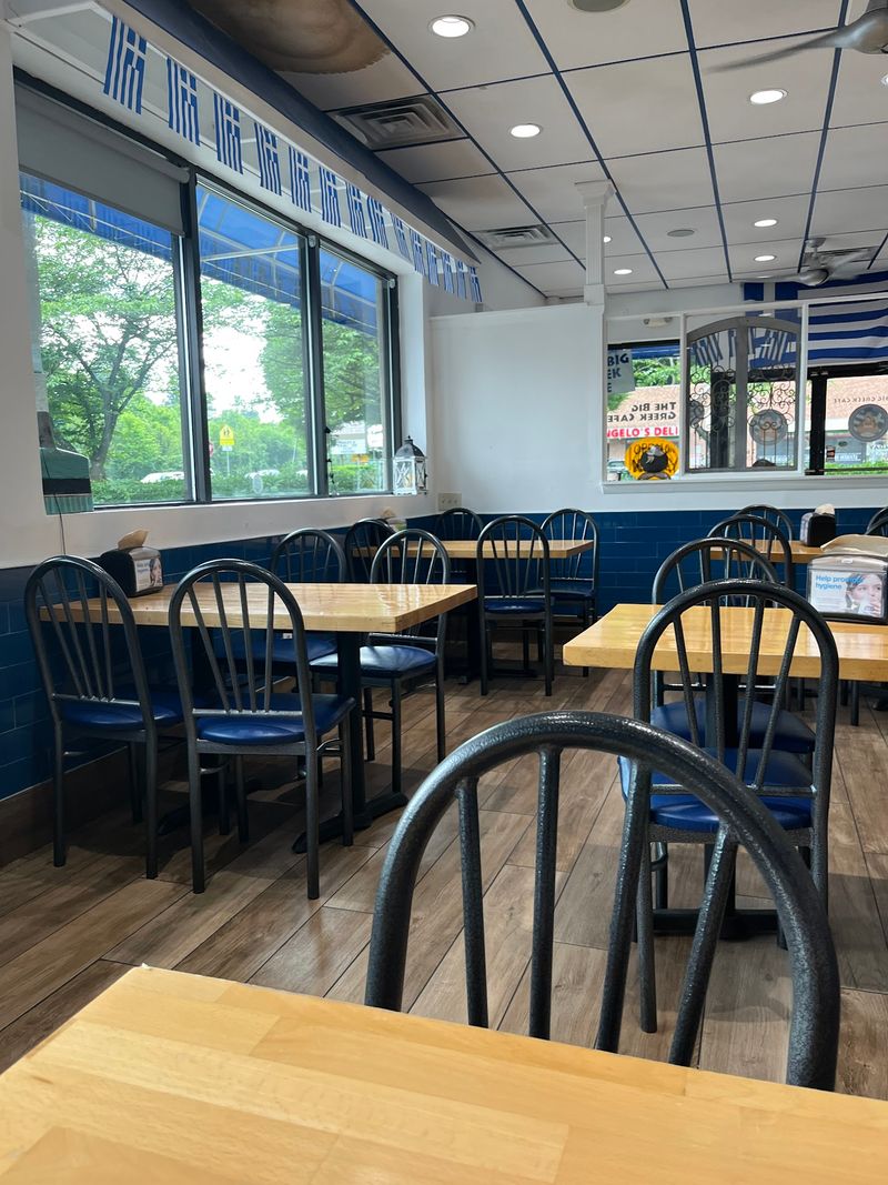 The Vibe Feels More Family Kitchen Than Fast Food