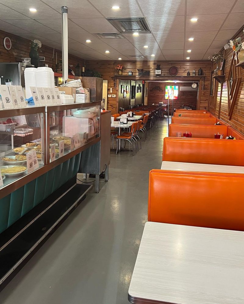 Those Famous Orange Vinyl Booths