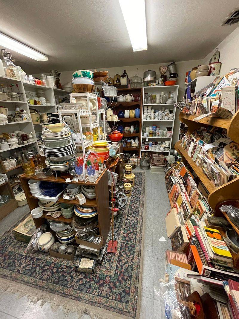 Three Big Rooms Mean You Should Clear Your Afternoon Three Big Rooms Mean You Should Clear Your Afternoon