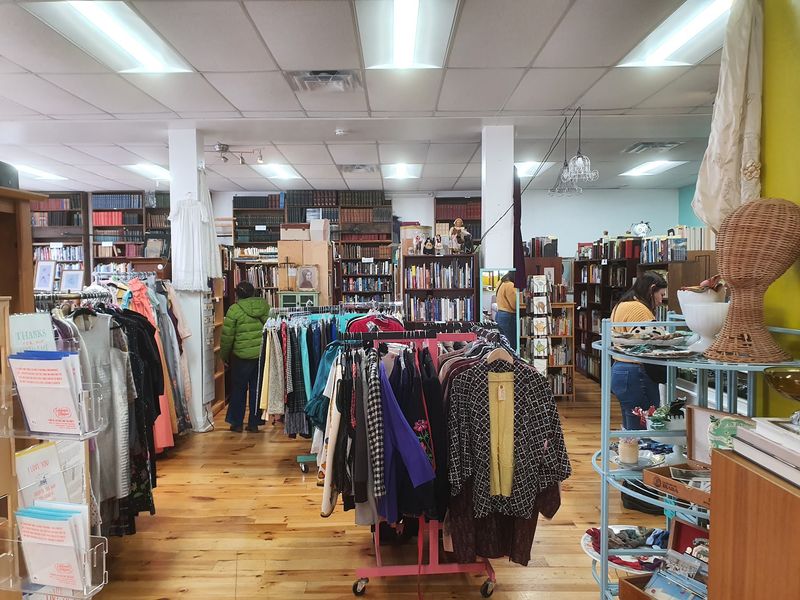 Three Shops Share One Room, and Your Wallet Should Know