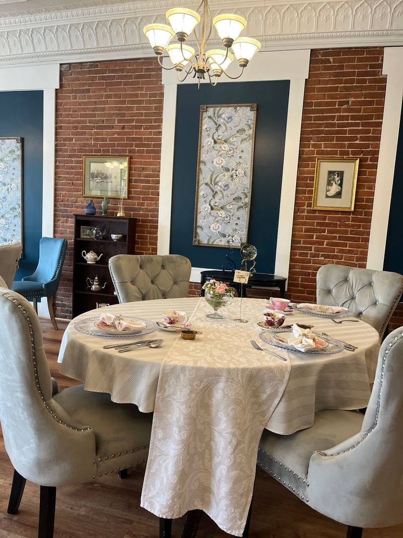 Tin Ceilings And Brick Walls Set A Grand Mood Tin Ceilings And Brick Walls Set A Grand Mood