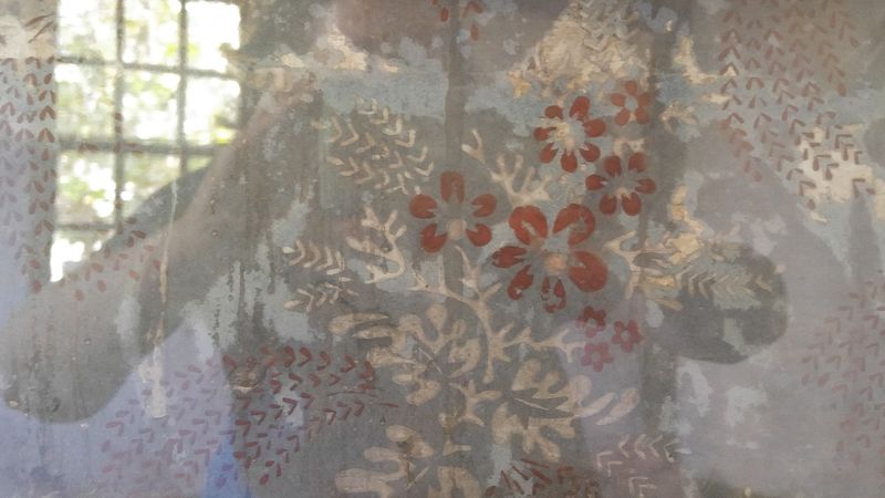 Tiny Clues Left Behind