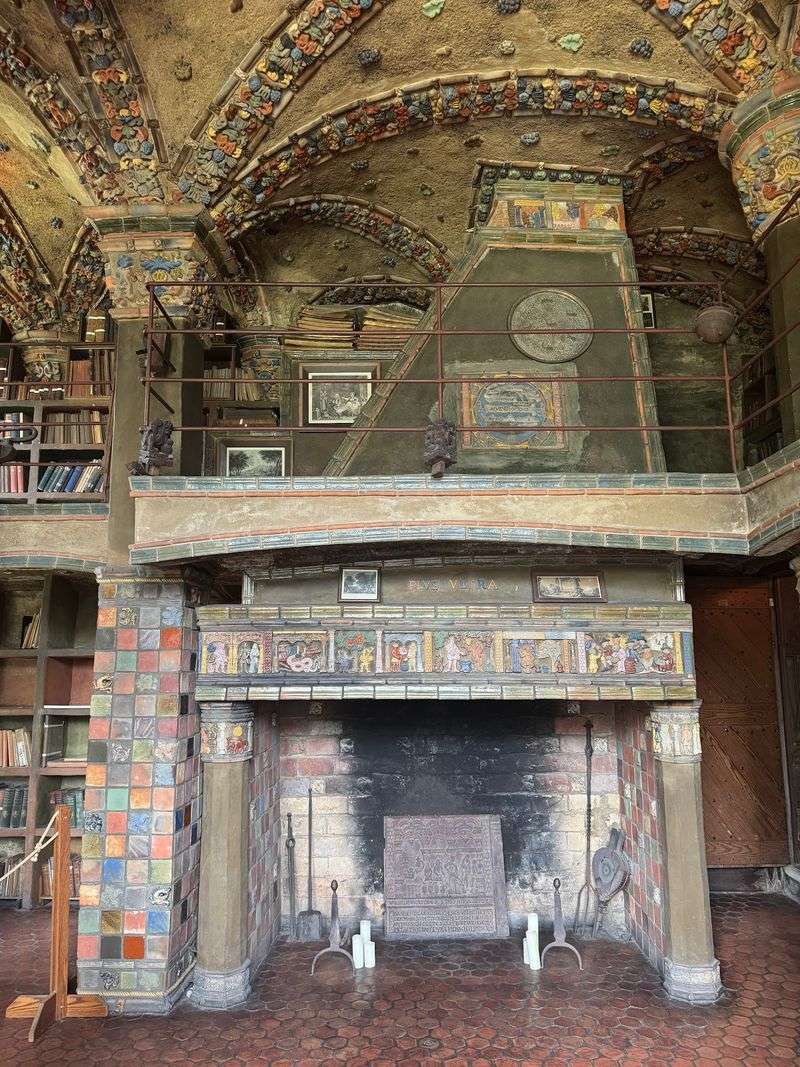 Treasures From Around the World, Pressed Into the Walls
