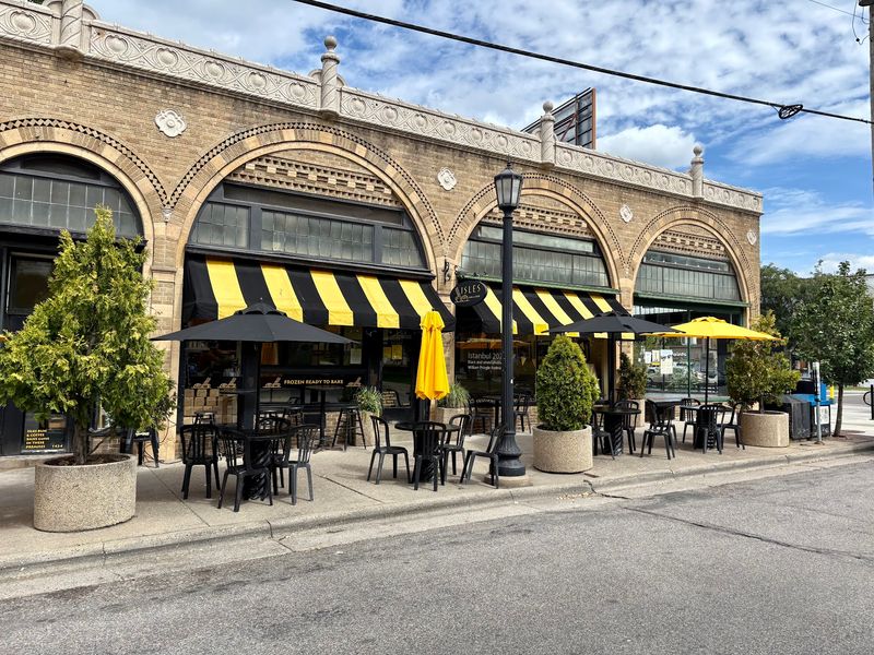 Uptown Location Makes A Perfect Lake Day Start Uptown Location Makes A Perfect Lake Day Start