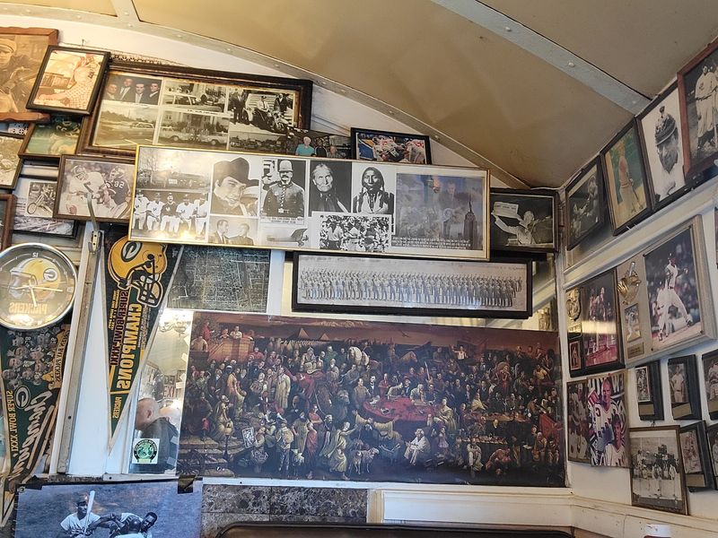 Walls Covered in Memories Walls Covered in Memories