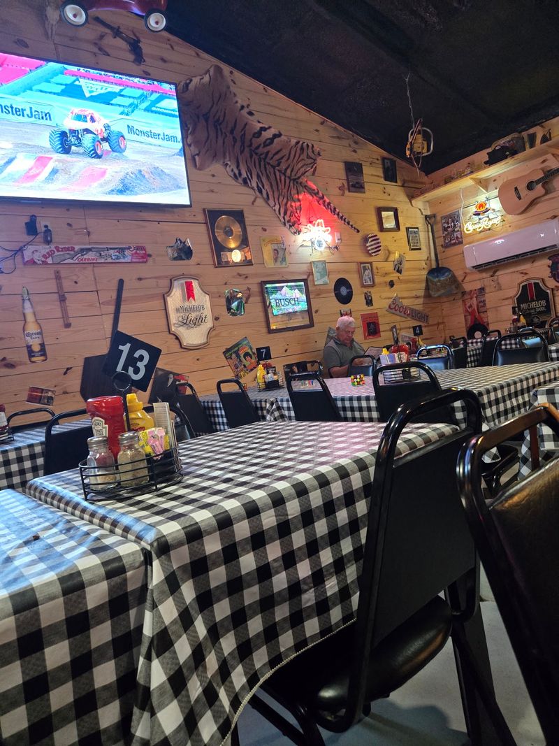 Walls That Hum With Country Music History Walls That Hum With Country Music History