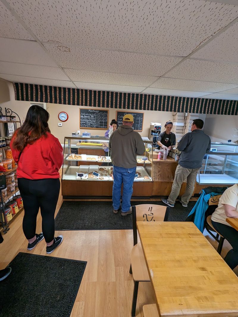 Warm Dough, Soft Chatter, and a Hum of Anticipation