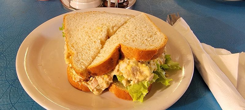 Watch The Clock, Because Lunch Wraps Up At 4 Watch The Clock, Because Lunch Wraps Up At 4