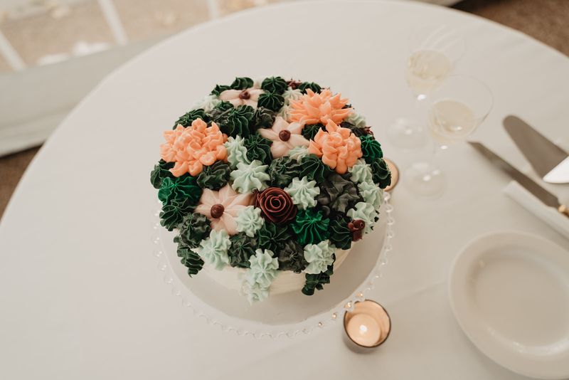 Wedding Cakes in Buttercream Bloom Wedding Cakes in Buttercream Bloom