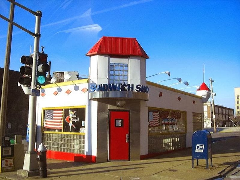 White Knight Diner White Knight Diner