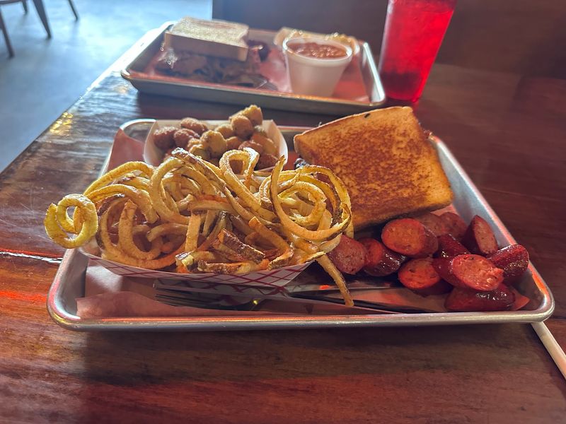 Worth the Drive for a Slice of Oklahoma Worth the Drive for a Slice of Oklahoma